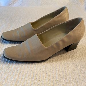 LizFlex by Liz Claiborne Concord Microfiber Pumps